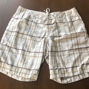 Old Navy Men’s L Brown/White Plaid Board Shorts